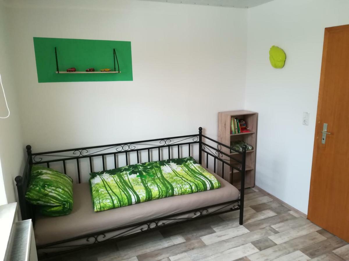 Ferienwohnung Am Reinhardswald - Eichenlaub - Mit Sauna Trendelburg Buitenkant foto